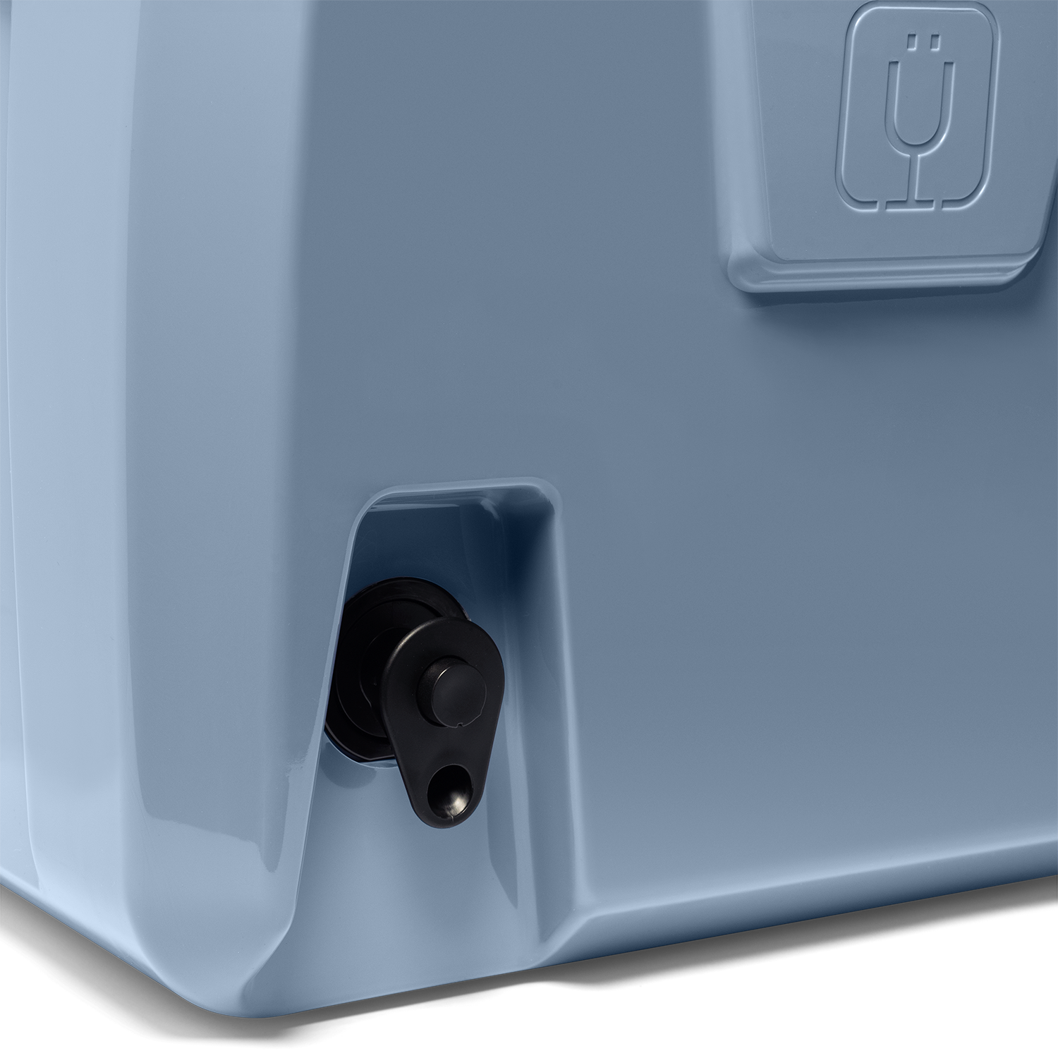 brutank-20qt-j2 BruTank-20-Denim-Tap.png