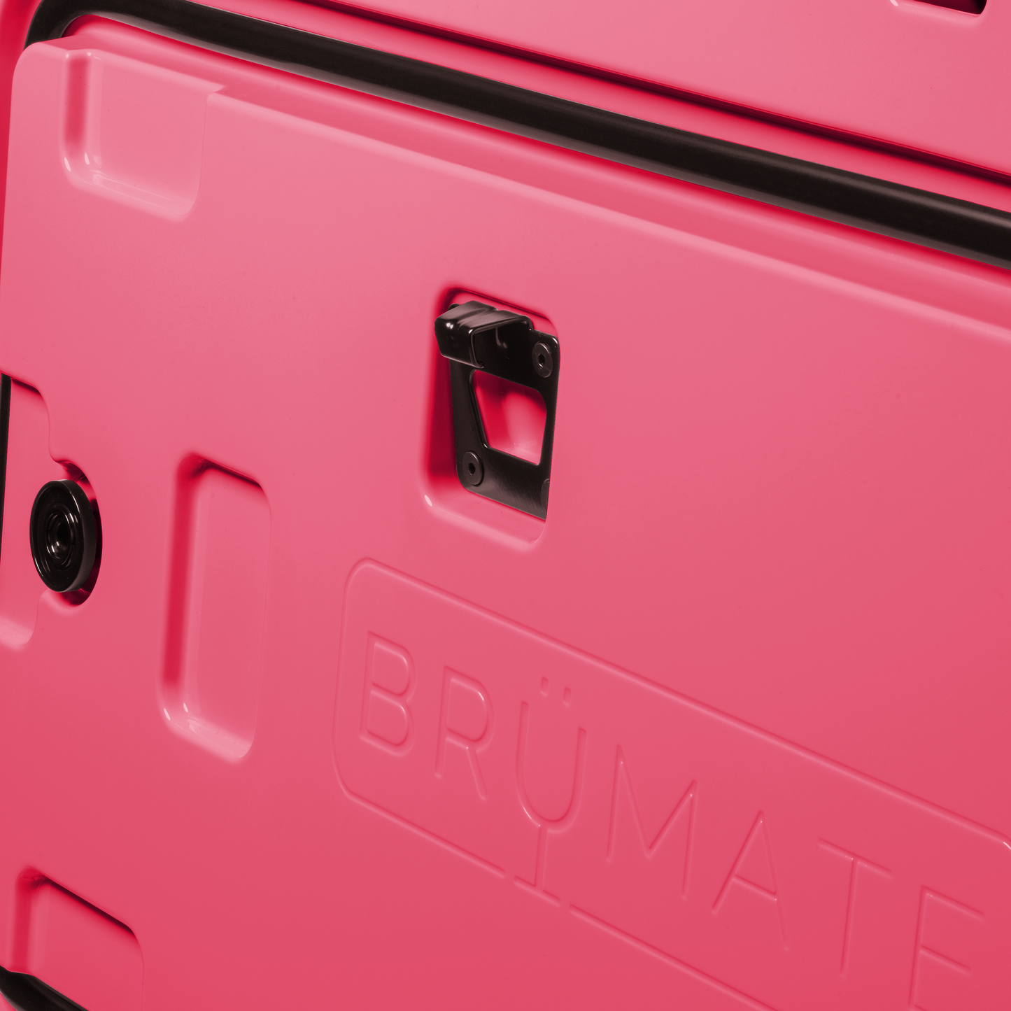 brutank-t9 brutank-55qt-neonpink-bottle-opener.png