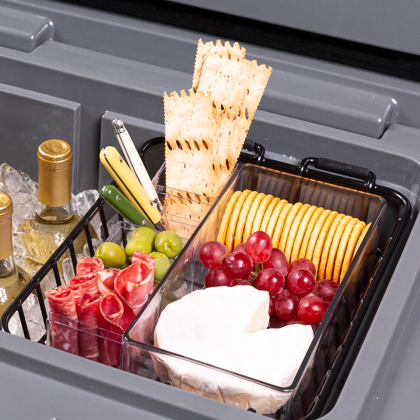 brutank-35qt-55qt-dry-rack-c2 brutank-dry-rack_accessory_alt-1.png